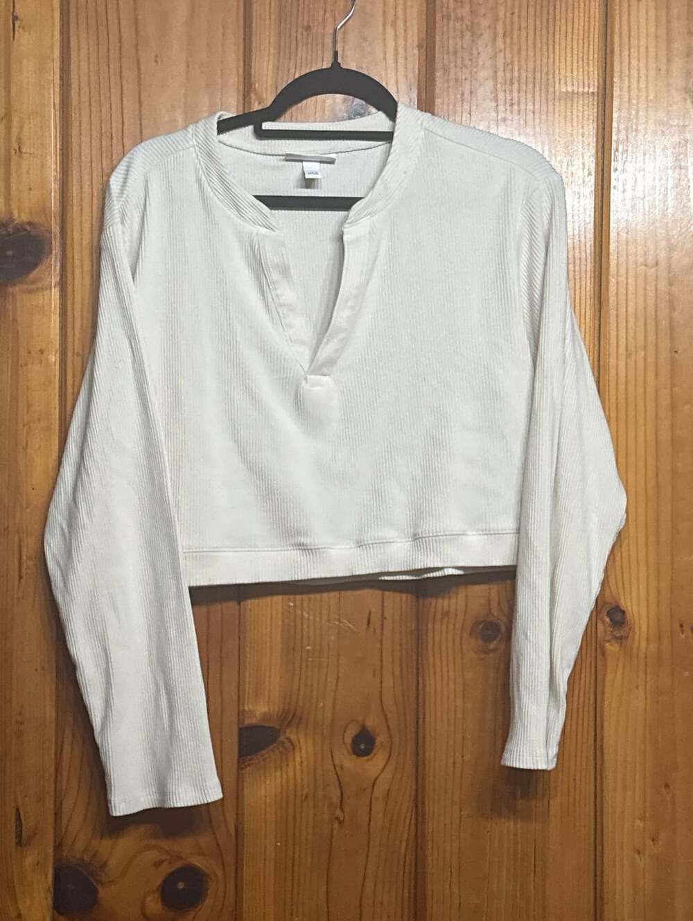 Isabel by Ingrid & Isabel Cropped Henley Shirt Size XL White Ribbed